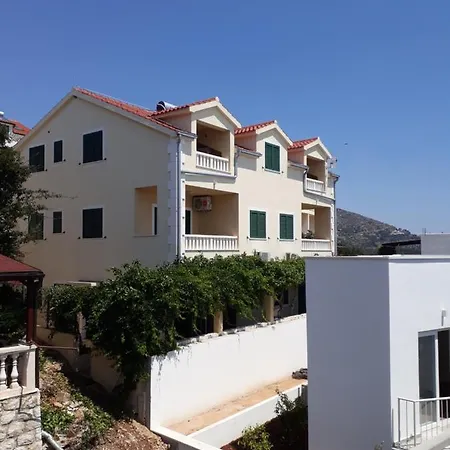Punta Milna Apartment *