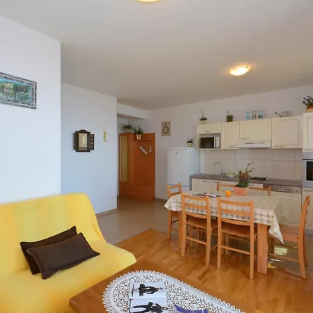 Apartment Punta Milna *