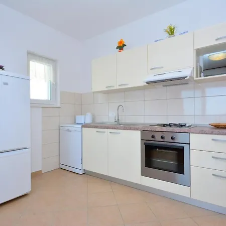 Apartment Punta Milna *