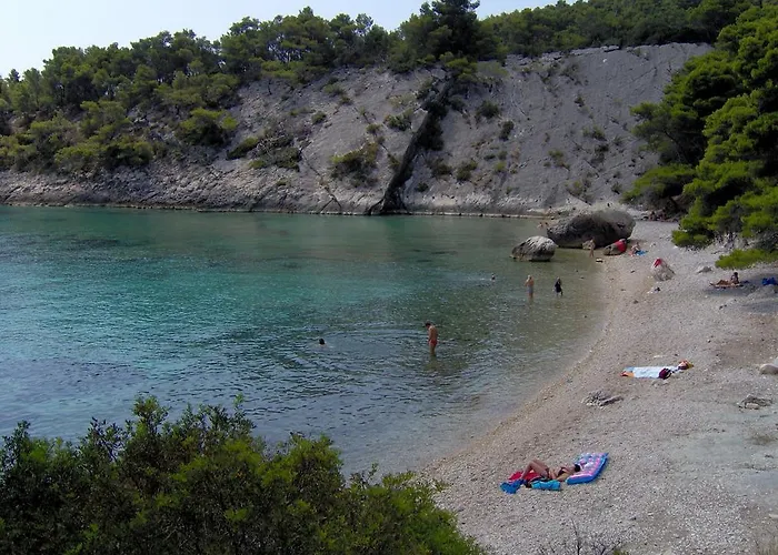 Punta Milna 아파트 *